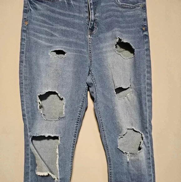 Aero High Rise Cheeky Jegging Women’s Size 12 Distressed Denim Jeans Blue - Picture 2 of 8